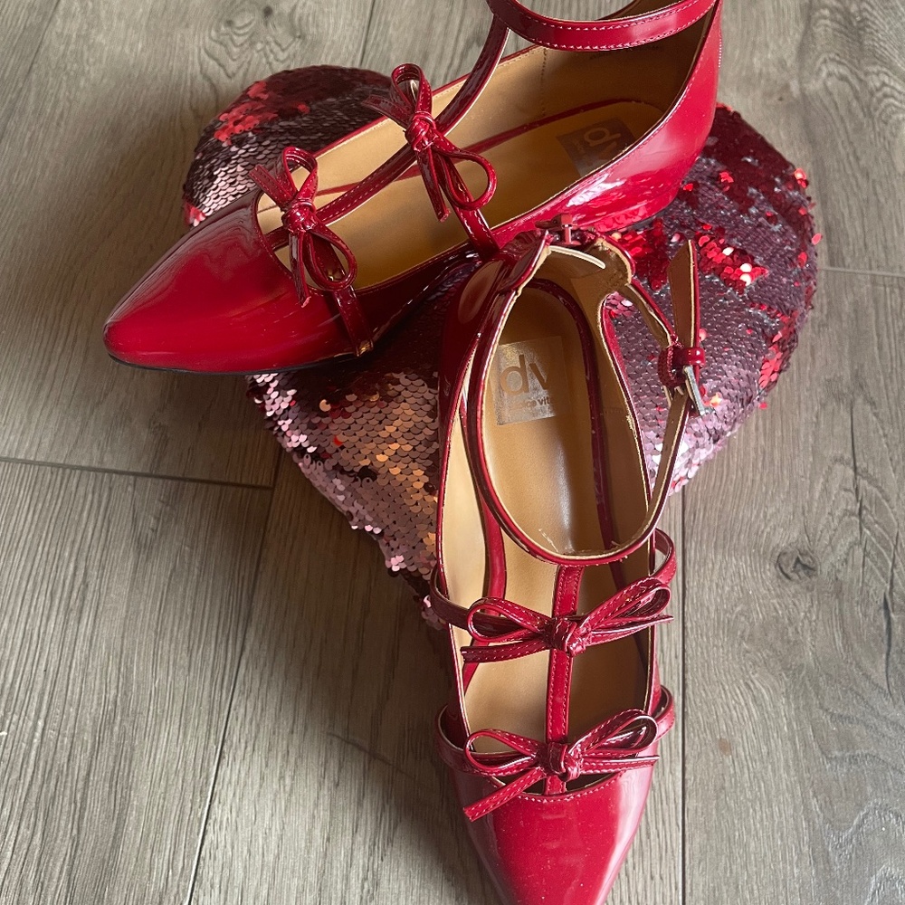 Dolce Vita  Red Patent Leather Bow Flats